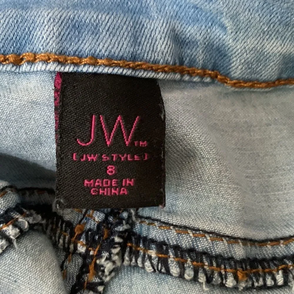 JW Jean Capris - Picture 6 of 8